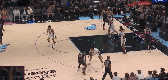 文班亚马：“降龙十八掌！”