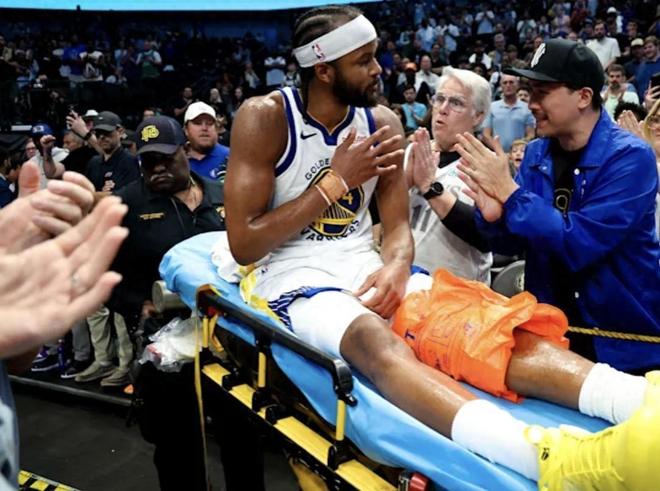 两人重伤报销，核心下滑明显，季后赛基本无望，你们真要重建了