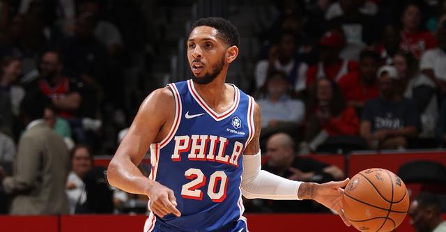 队记：佩恩右腿筋拉伤 将在两周后接受复查