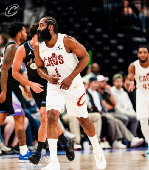 哈登13+6+14探花郎大号两双，米切尔34分手刃旧主，骑士复仇爵士