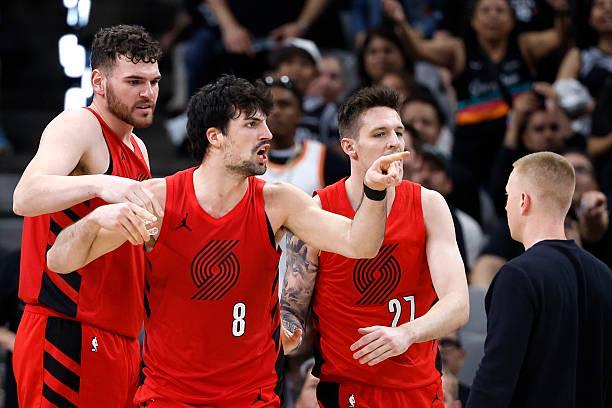 快被淘汰了才想起了他，开拓者教练组的用人方式令人无法理解？