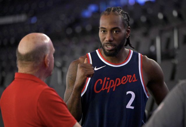 快船晒最新训练照！哈登回归小卡未露面，4大新援合体提前磨合