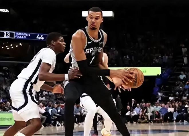 NBA常规赛明天3月29日赛程：森林狼PK东部第一，太阳稳7冲6