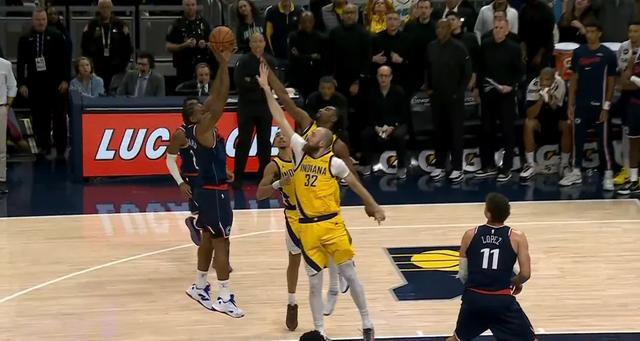 这0.4秒的丑陋，就是NBA必须要改变的原因