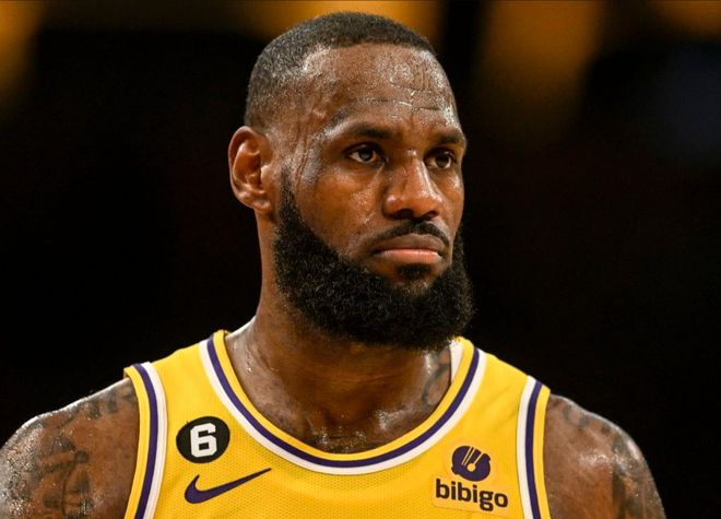 湖人再创历史，近一个月战绩排名NBA第一，多项数据处于联盟前列