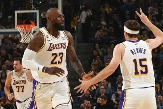 一场136-134让湖人坐立难安！两核心报销，詹姆斯接受现实太悲壮
