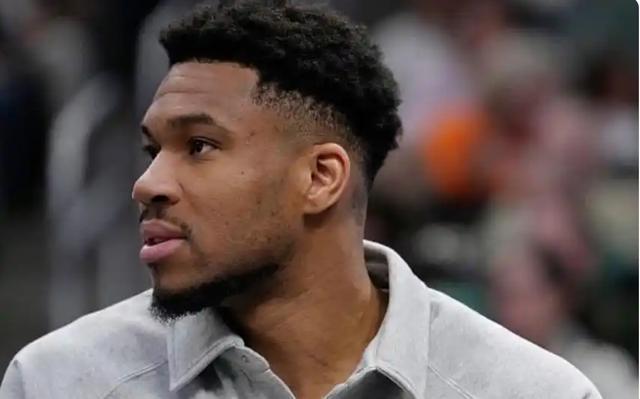 雄鹿是怎么从冠军队滑落到无缘季后赛的？ 豪赌的失败是症结所在