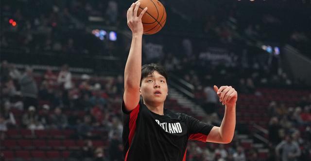 对阵篮网有望出战！开拓者已从发展联盟召回杨瀚森