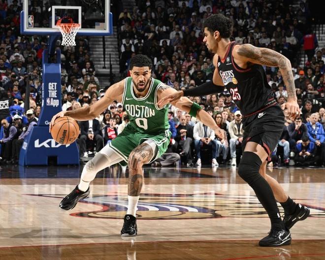 绿军24三分创纪录大胜76人3-1 塔图姆30+7+11恩比德复出26+10