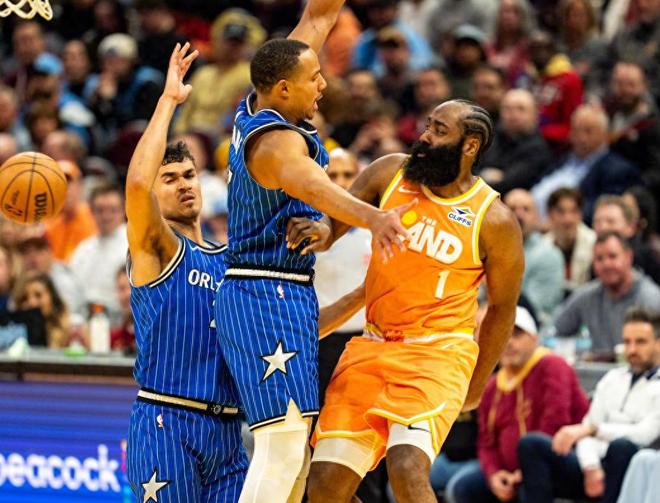 场均27+5+8！骑士联盟第一，哈登效应来了，但阿特金森也提到隐患