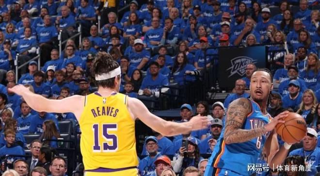 16中3，顶薪合同打没了，里夫斯：我对自己很严格
