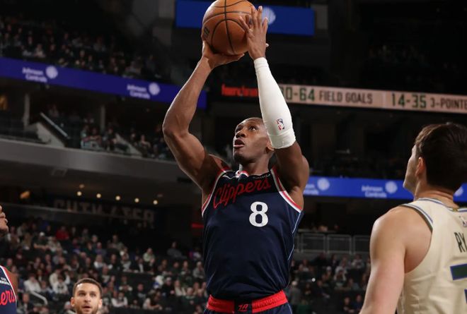 面对雄鹿效率惊人！快船后场大闸到了附加赛能保持这个水准吗？