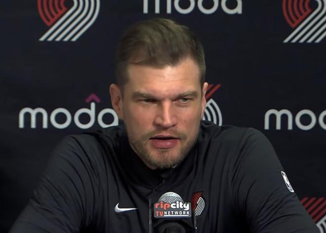 斯普利特：有机会赢球却没能拿下很遗憾，我们被对手上了一课