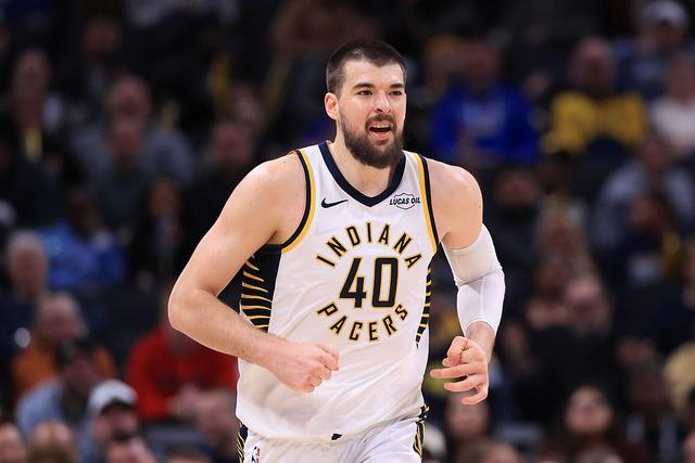 运气极差，步行者乐透抽签获得第5顺位，该签将送给快船