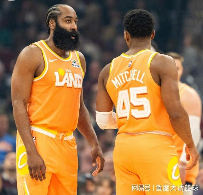 骑士仍存瑕疵，哈登有好有坏！米切尔42+3创两纪录，湖人旧将该夸