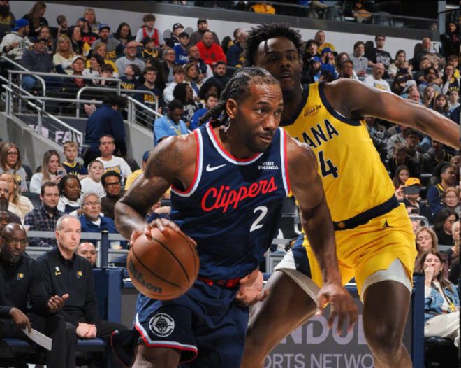 快船险胜仅1分42秒是领先状态！卢指导谈小卡绝杀：把球给他就行