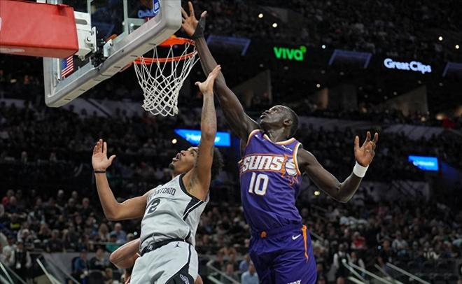 绝杀太阳！轰34+12+3，文班亚马你再打下去，联盟就大结局了