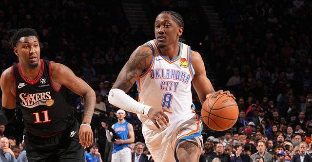 复出率队12连胜！杰威：我们球队实力够强 所以我不需要做太多