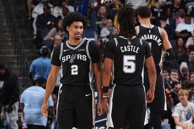 文班伤缺，4号秀+榜眼轰60分破纪录！马刺组新版GDP眼光远超火箭