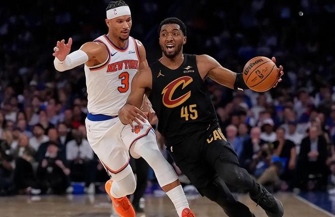 拿着联盟前十的大合同，季后赛却变软脚虾 25岁成NBA最被高估球员