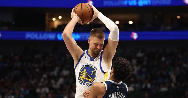 波尔津吉斯22+7弗拉格32+9 勇士加时力克独行侠