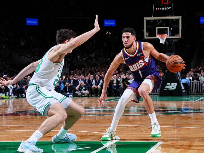 西部排名又变了：湖人创NBA奇迹，勇士收大礼，2队排名互换