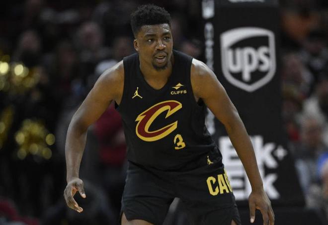 骑士117-108步行者 球员评价：4人优秀，3人及格，3人低迷