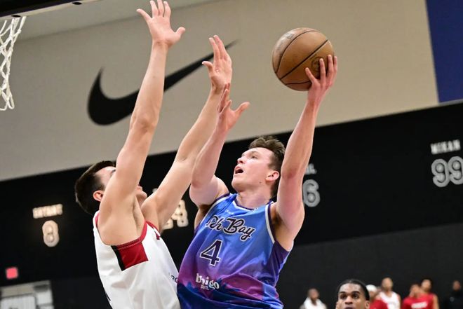 在发展联盟都有些缺乏自信，湖人侧翼新星的情况真是令人担心？