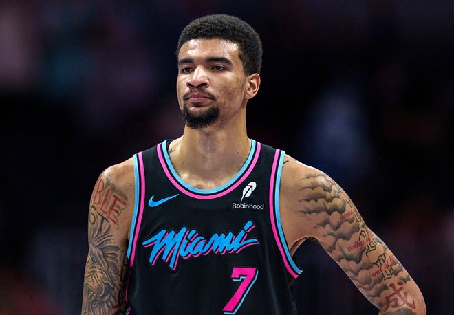 韦尔24分19板7帽仍无缘今日最佳！对不起！约基奇创49年NBA纪录