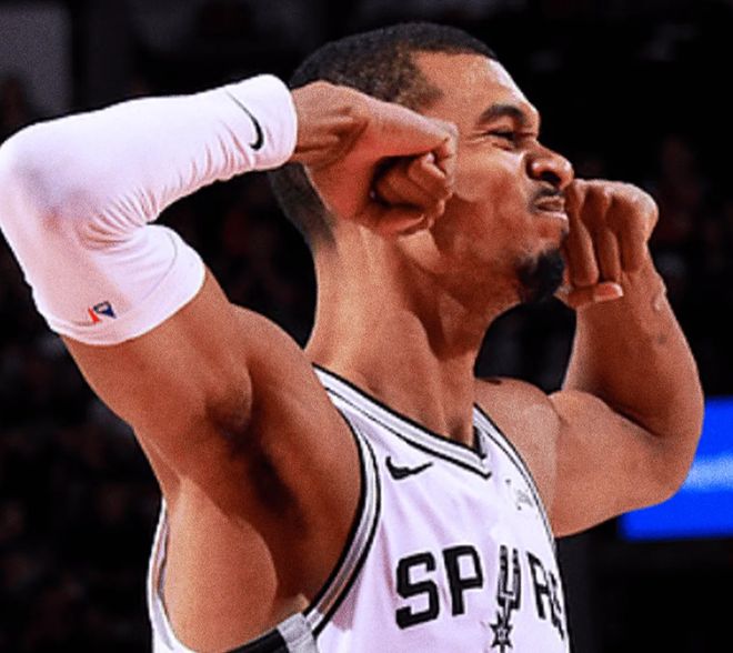 G5马刺114-95淘汰开拓者 球员评价：4人优秀，3人及格，2人低迷