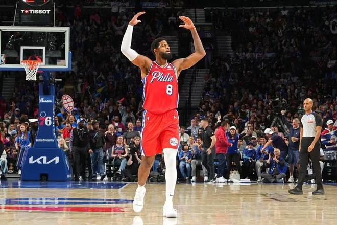 76人3人20+横扫森林狼 恩比德19+13+7华子复出15中3