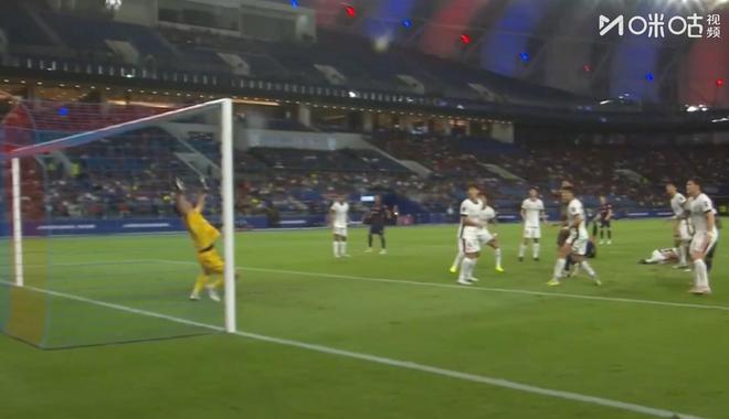 热议海港平柔佛：十分狼狈且侥幸；陈威出色全队血性