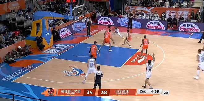 四连胜！五人得分上双，山东男篮105：99加时胜福建...