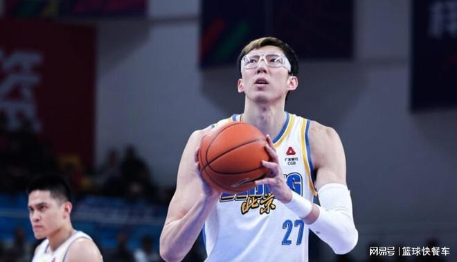 CBA一夜三大惊魂之战!北京拒绝被爆冷:新疆险造21分大逆转!