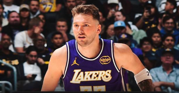 超级大核，东契奇28中14爆砍45分11板14助5断，湖人队史首人