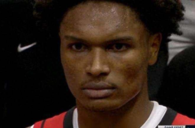 丢人！火箭队被垫底球队25分大逆转，两人被批评，把哈登弄来吧...