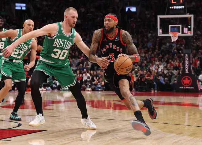 卡位战绿军大胜猛龙升东部第三 普里查德33+8+10莺歌24+7