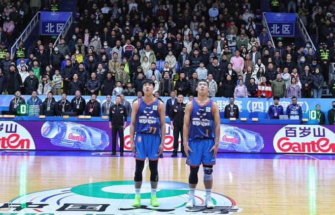 救救我!四川半场仅得16分落后北京36分,创造CBA上半场得分新低