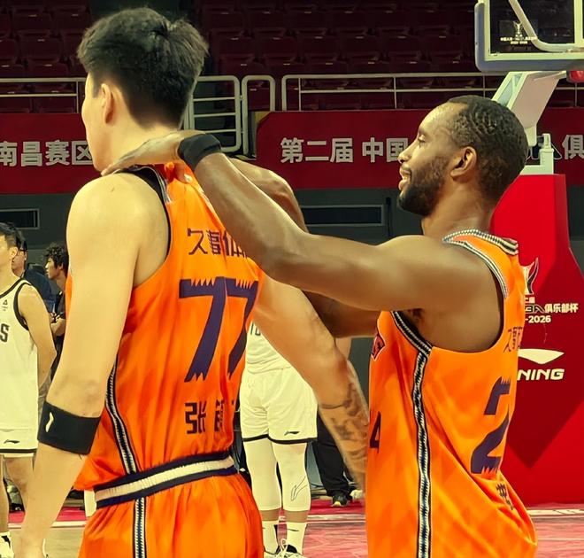 弗格轰21+3王者归来！金金三分4中3满血复活，卢伟胜丁伟保住饭碗