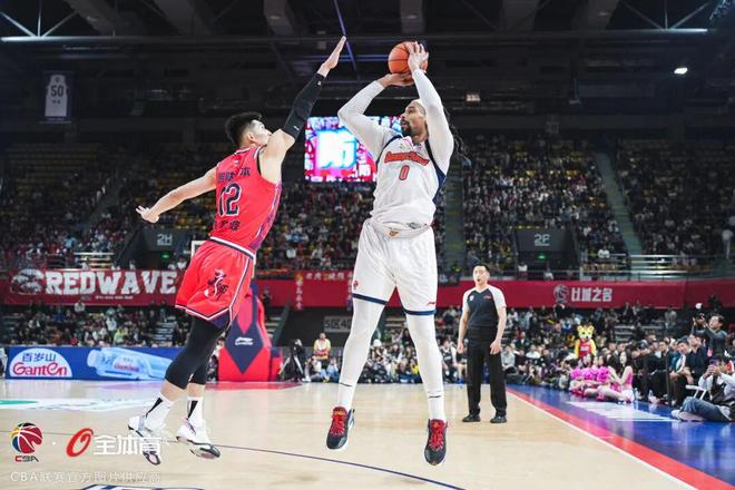 末节发力拒绝反扑,华南虎93-85再胜龙狮