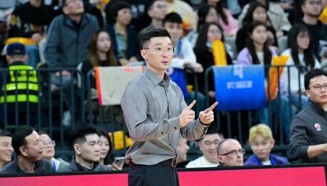 新疆主场迎战北京！曾凡博首秀，赵睿、周琦恐被嘘，CCTV5直播