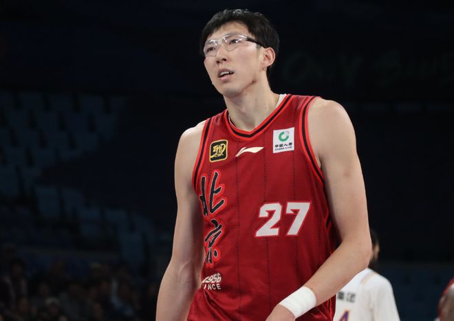 争议！曝周琦腰反应大恐无缘客战新疆 重返CBA后从未打过新疆客场