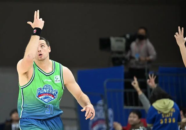 正式官宣！CBA老牌球队换帅，张德贵走马上任