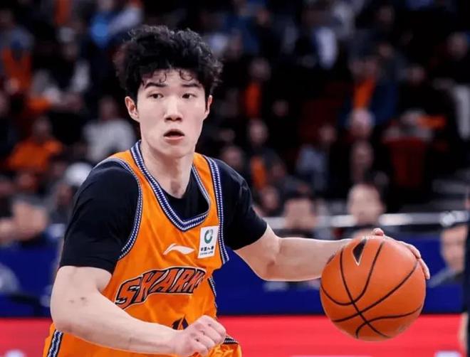 上海114-80战胜南京 球员评价:4人满分,5人及格,3人低迷