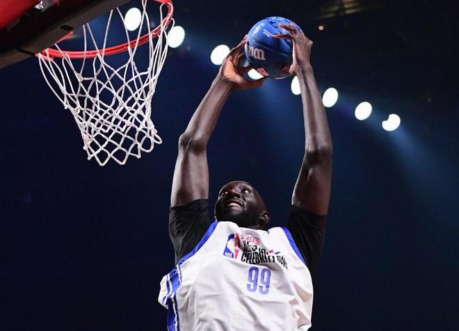 宁波外援法尔参加NBA全明星名人赛,狂轰21分20板5帽