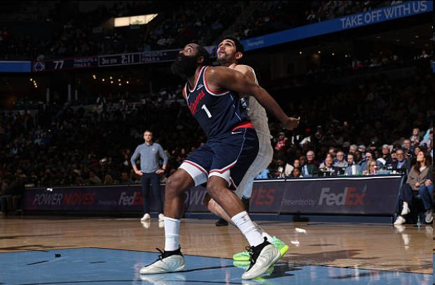 下半场再崩盘 快船被灰熊打出9-0攻击波输球!哈登后三节仅5分