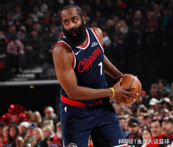 快船3连胜！哈登34分12罚，大洛31+5创2纪录，伦纳德28+8首发第一