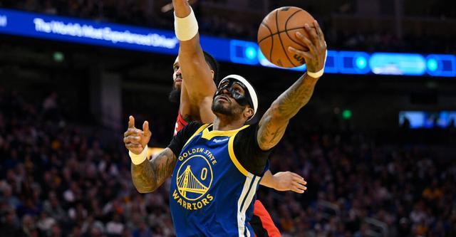 科尔：狄龙曾在季后赛中锁喉小佩顿 那是我见过最肮脏的动作之一