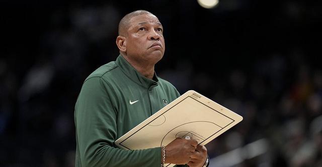 里弗斯:要确保字母哥完全健康 他预计缺席四周时间