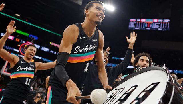 【早报】克制！马刺三杀雷霆！